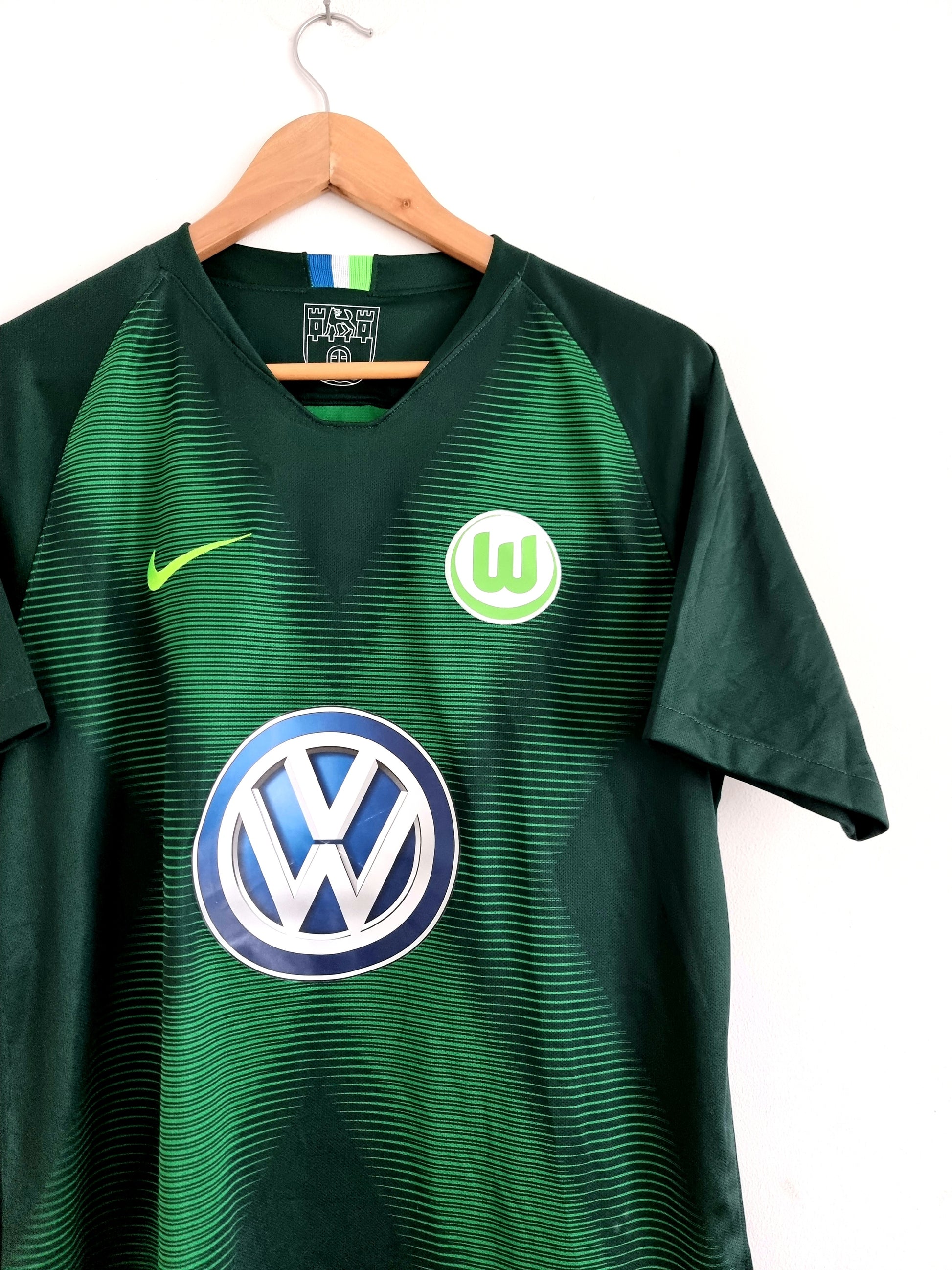 Nike Wolfsburg 18/19 'Moker 26' Signed Shirt Medium – Granny's Football