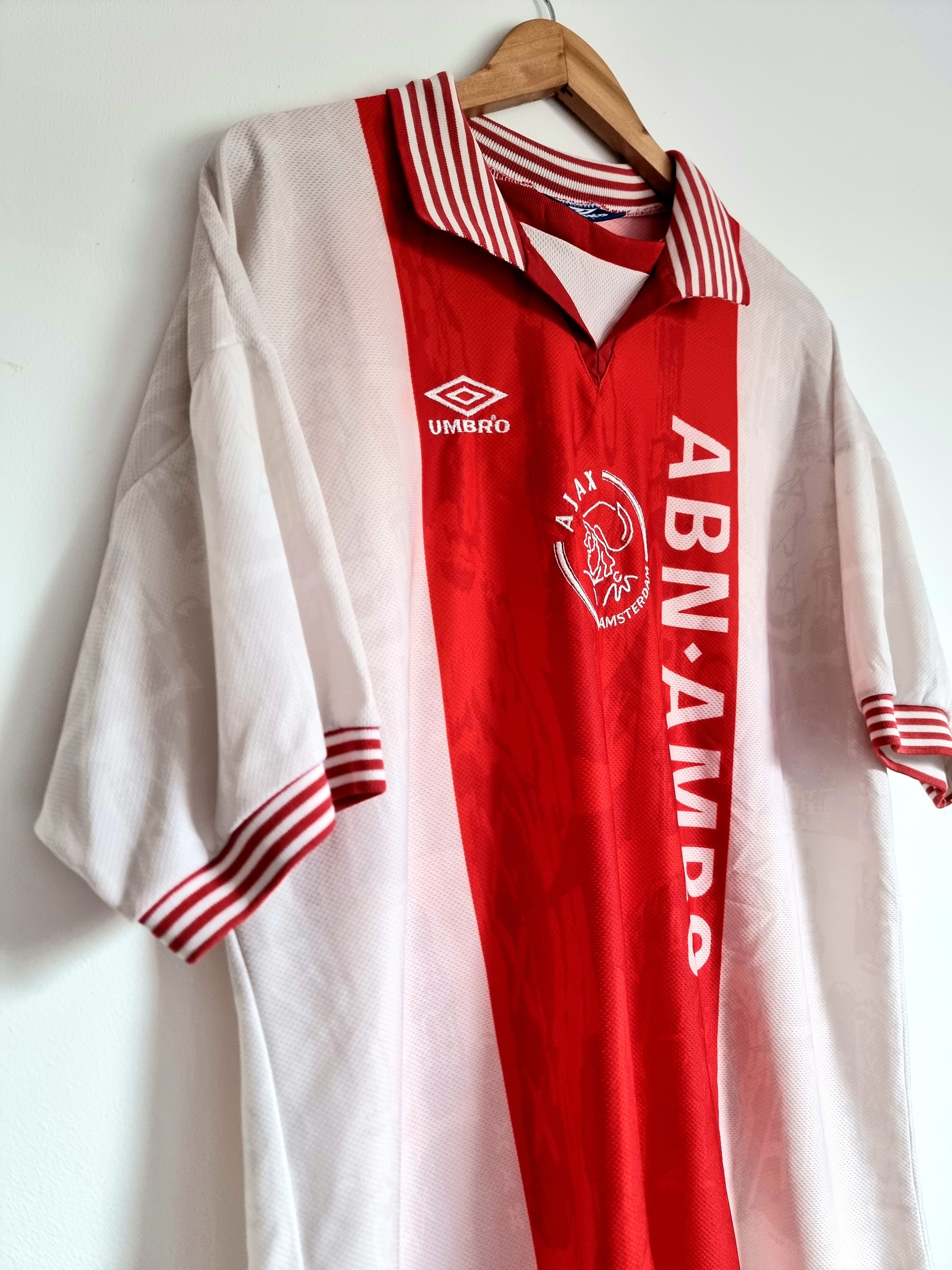 pleegouders schildpad Executie Umbro Ajax 96/97 'Kluivert 9' Home Shirt XL – Granny's Football Store