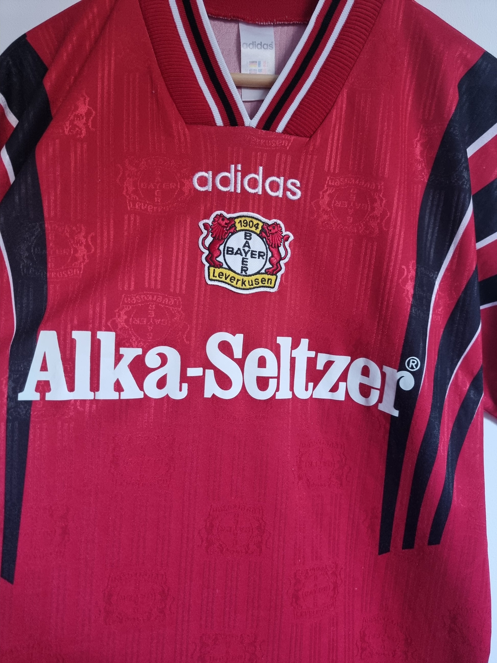 Afzonderlijk server Voorwoord Adidas Bayer Leverkusen 96/97 'Nowotny 5' Player Issue Home Shirt Larg –  Granny's Football Store