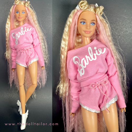 Pink sweater for Barbie doll with Logo – The Doll Tailor