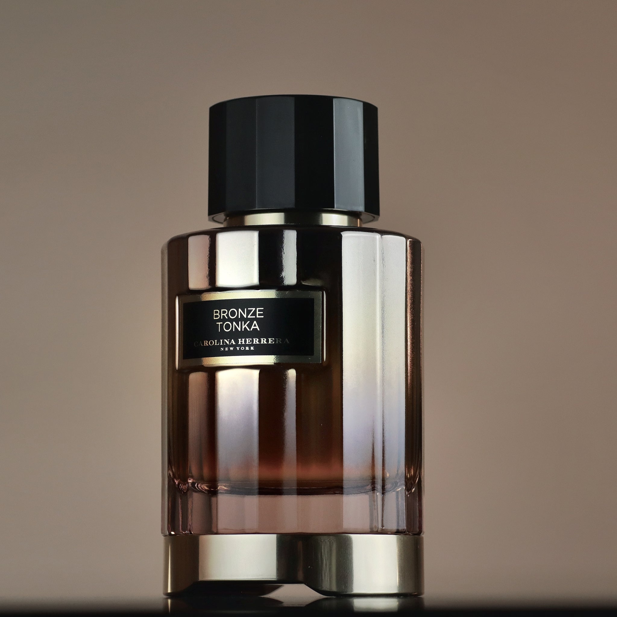 Carolina Herrera Confidential Bronze Tonka | Fragrance Sample ...