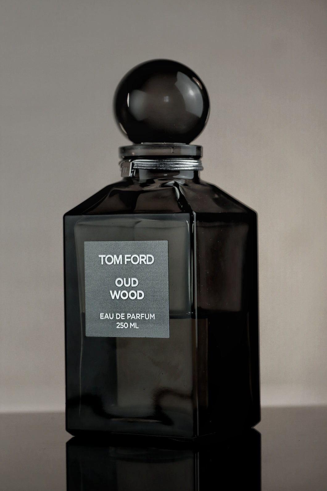 Tom Ford Oud Wood | Fragrance Sample | Perfume Sample | Tester – Visionary  Fragrances