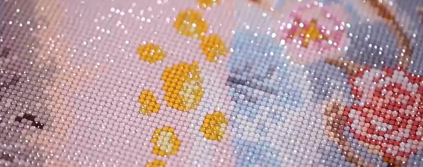 Vernis pour Broderie Diamant : Comment ça marche ? – Atelier Broderie  Diamant