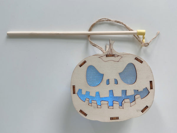 Small Businessman Learns to Make Halloween Lanterns and Makes Lots of Money