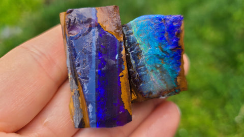 Boulder opal rough