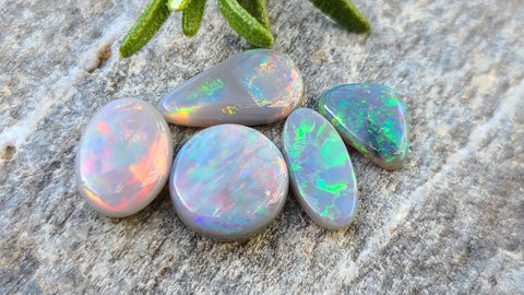 Colorful dark opals