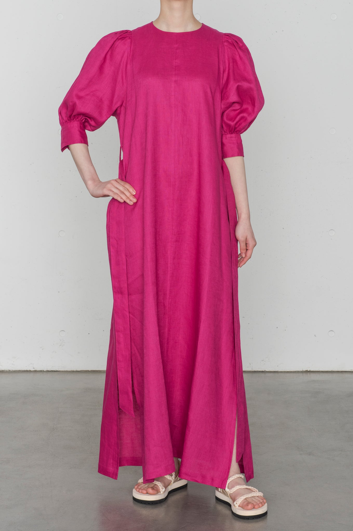 HYKE LINEN BALLOON SLEEVE MAXI DRESS-