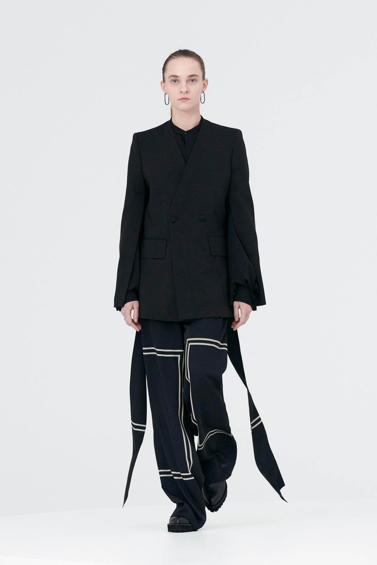 LOOK | FW 2022 – HYKE ONLINE STORE