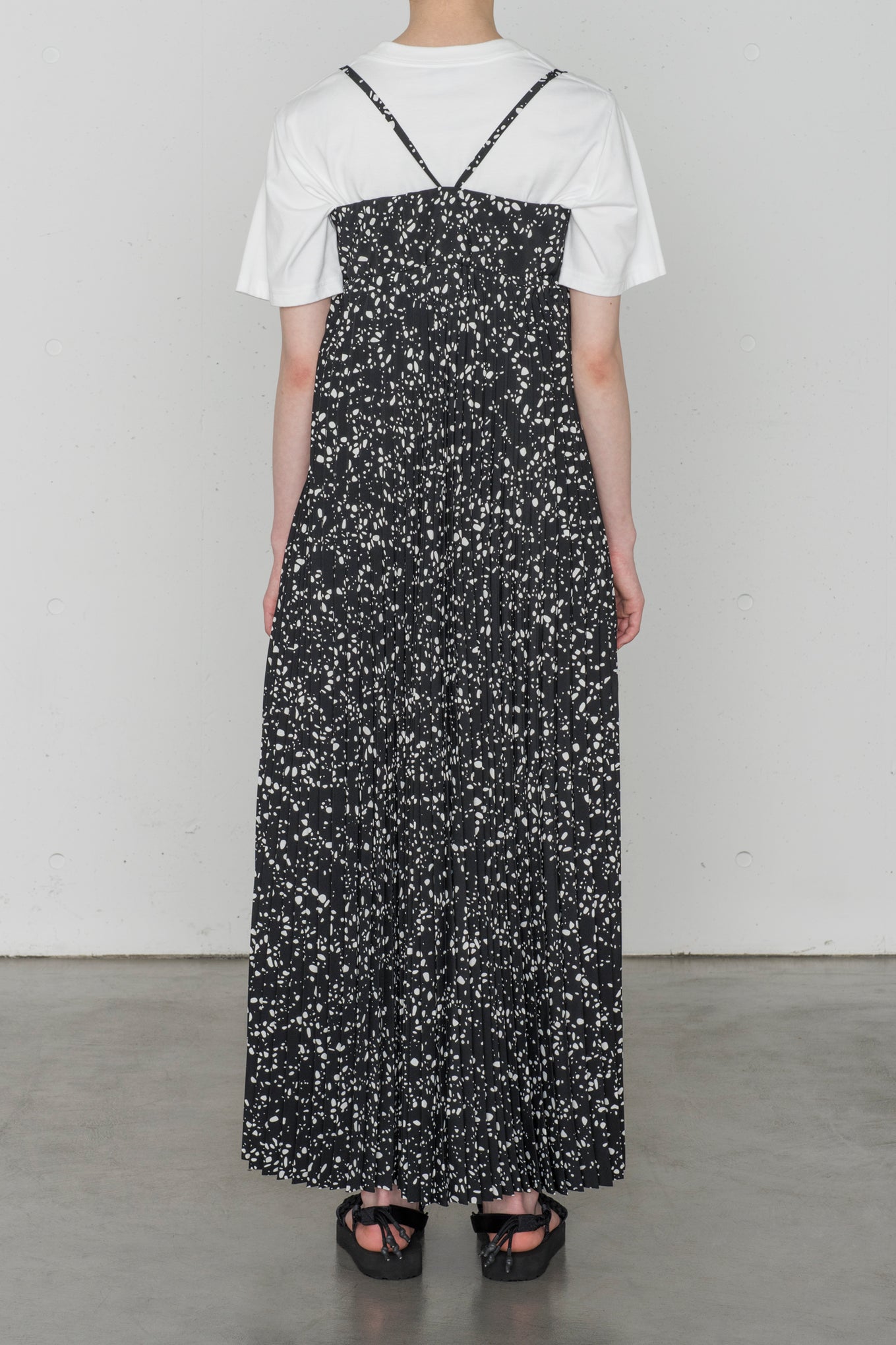 上質で快適 【HYKE】PEBBLE PRINTED MAXI DRESS - ワンピース