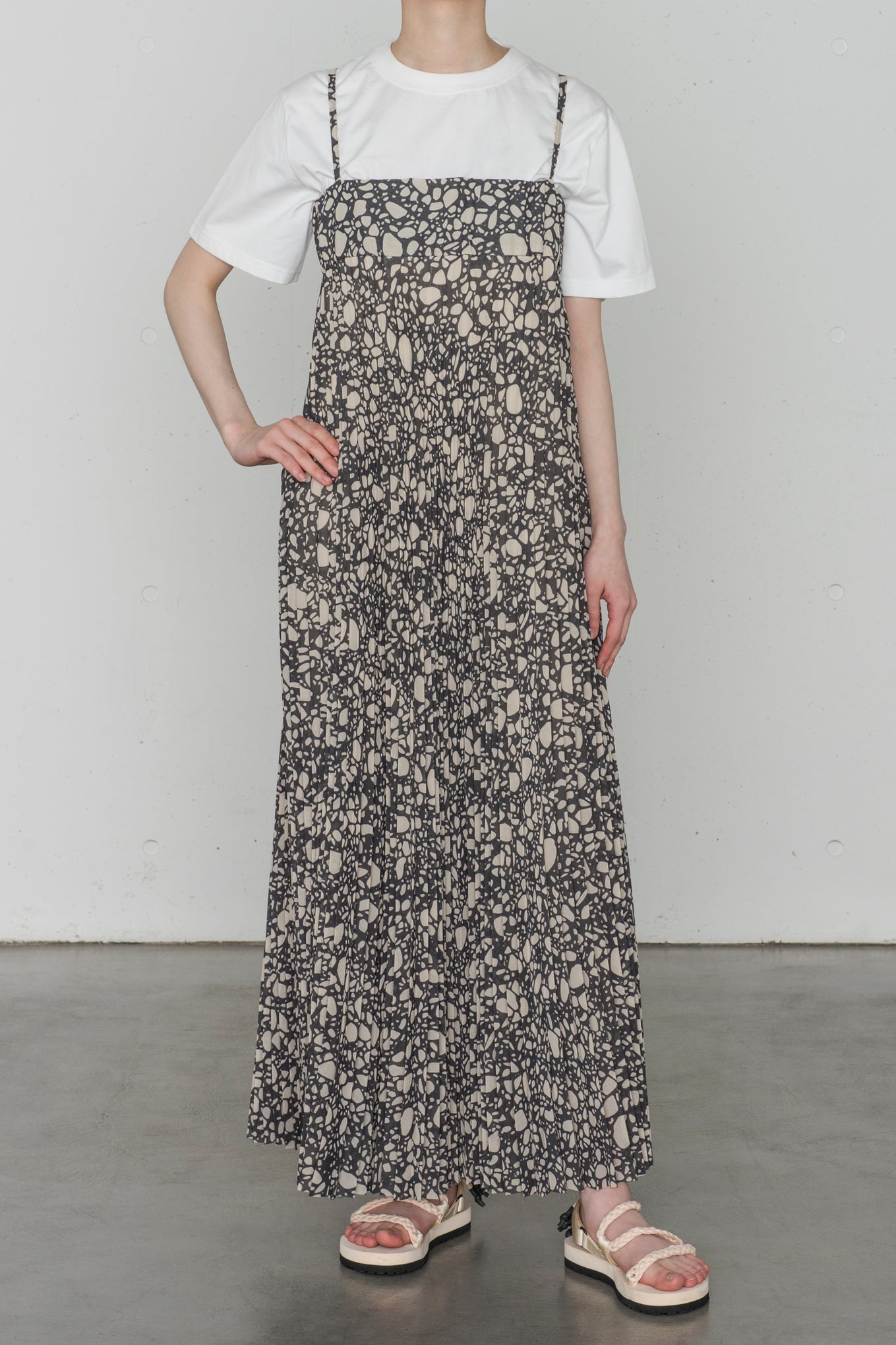 W/P PEBBLE PRINTED MAXI DRESS