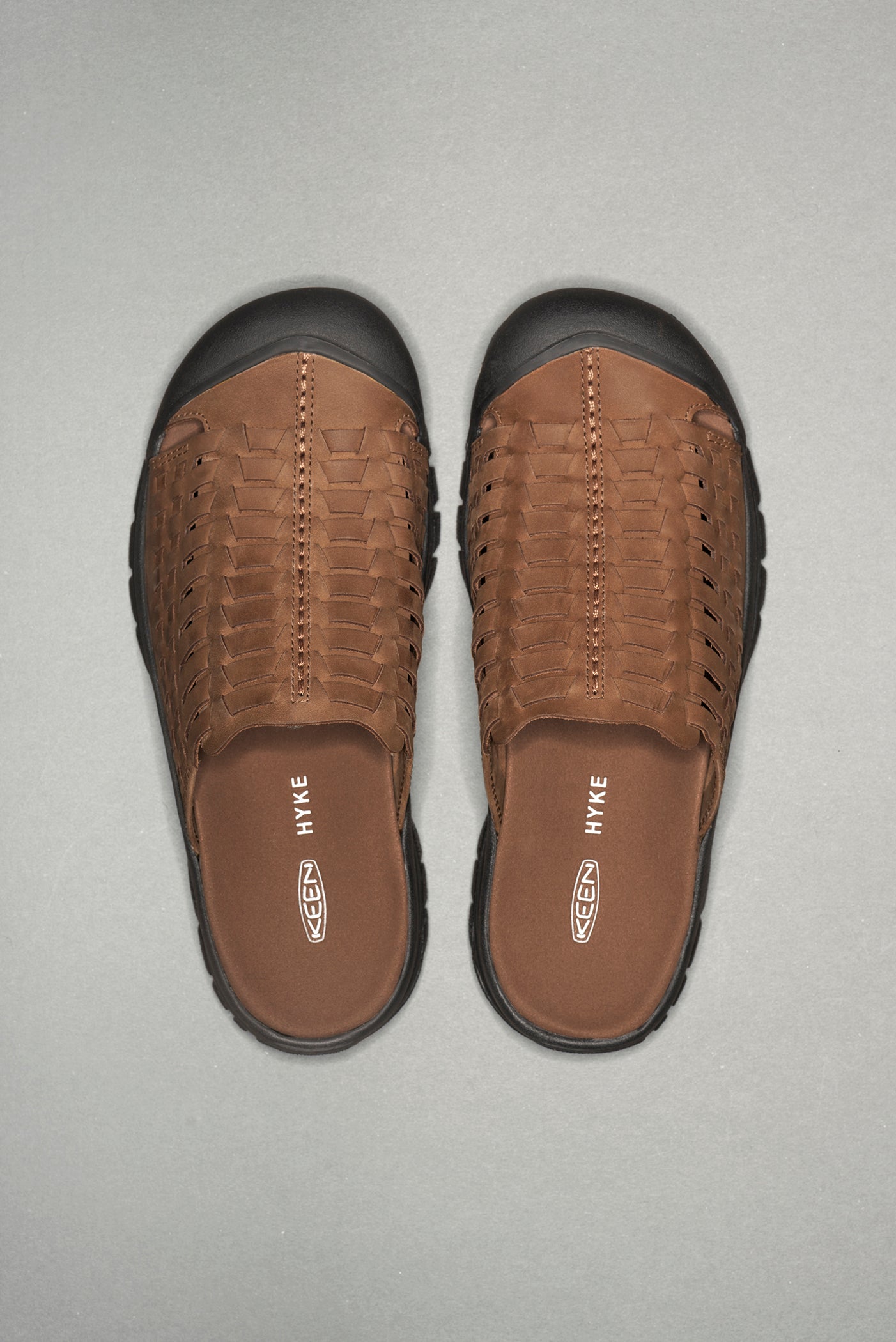 メール便送料無料05 HYKE × KEEN SAN JUAN SANDAL Ⅱ 24cm - 通販