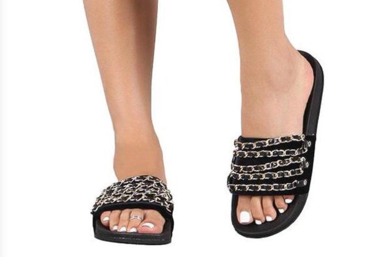 black chain slides