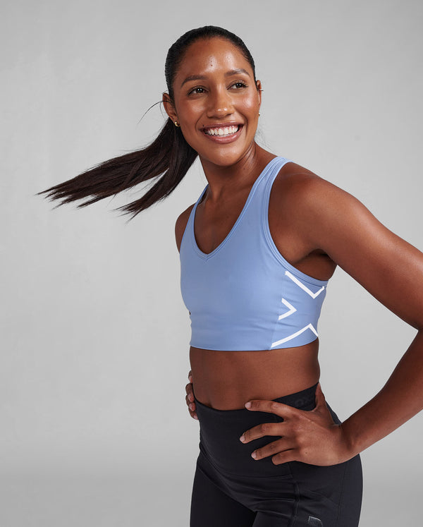 2XU Aero Medium Impact Womens Sports Bra - Black – Start Fitness
