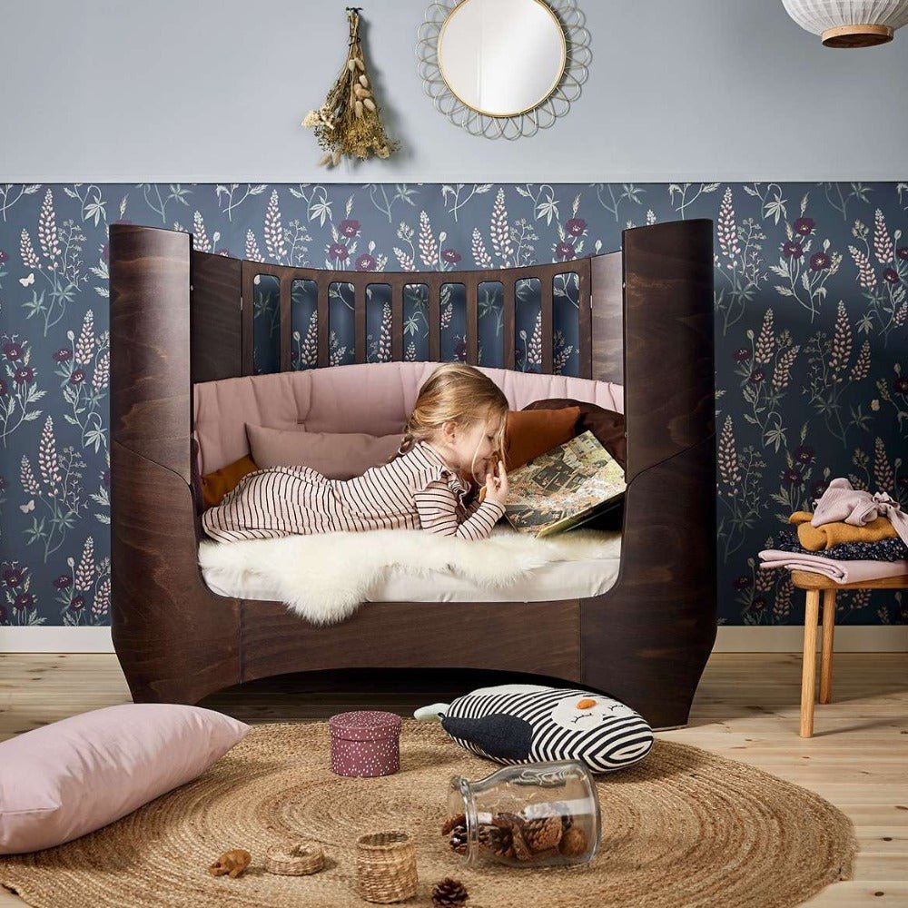 Flèche de lit bébé Leander - Cerusé Leander pour chambre enfant - Les  Enfants du Design