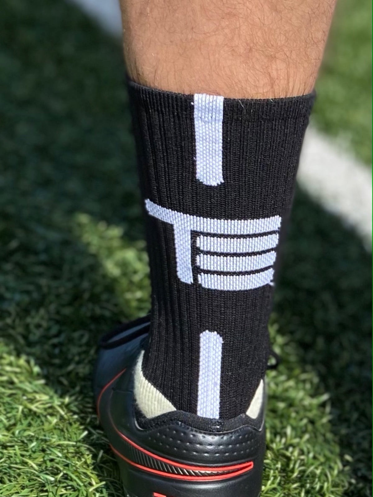 Carbon Athletic - Golden hour at football training 🌅 / Tap to shop. We're  giving away a 3-pack of Carbon Athletic Grip Socks to one lucky winner this  month 🏆 How to