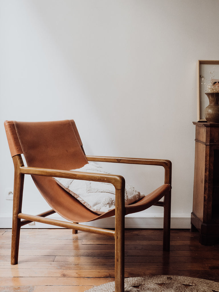 Comment rénover un meuble en bois avec du cuir ?