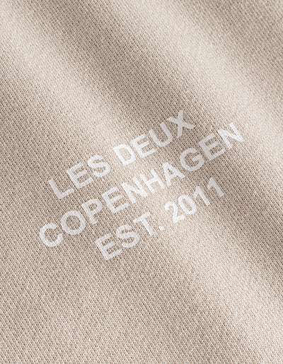 Les Deux MEN Copenhagen 2011 Sweatshirt Sweatshirt 817201-Light Desert Sand/White