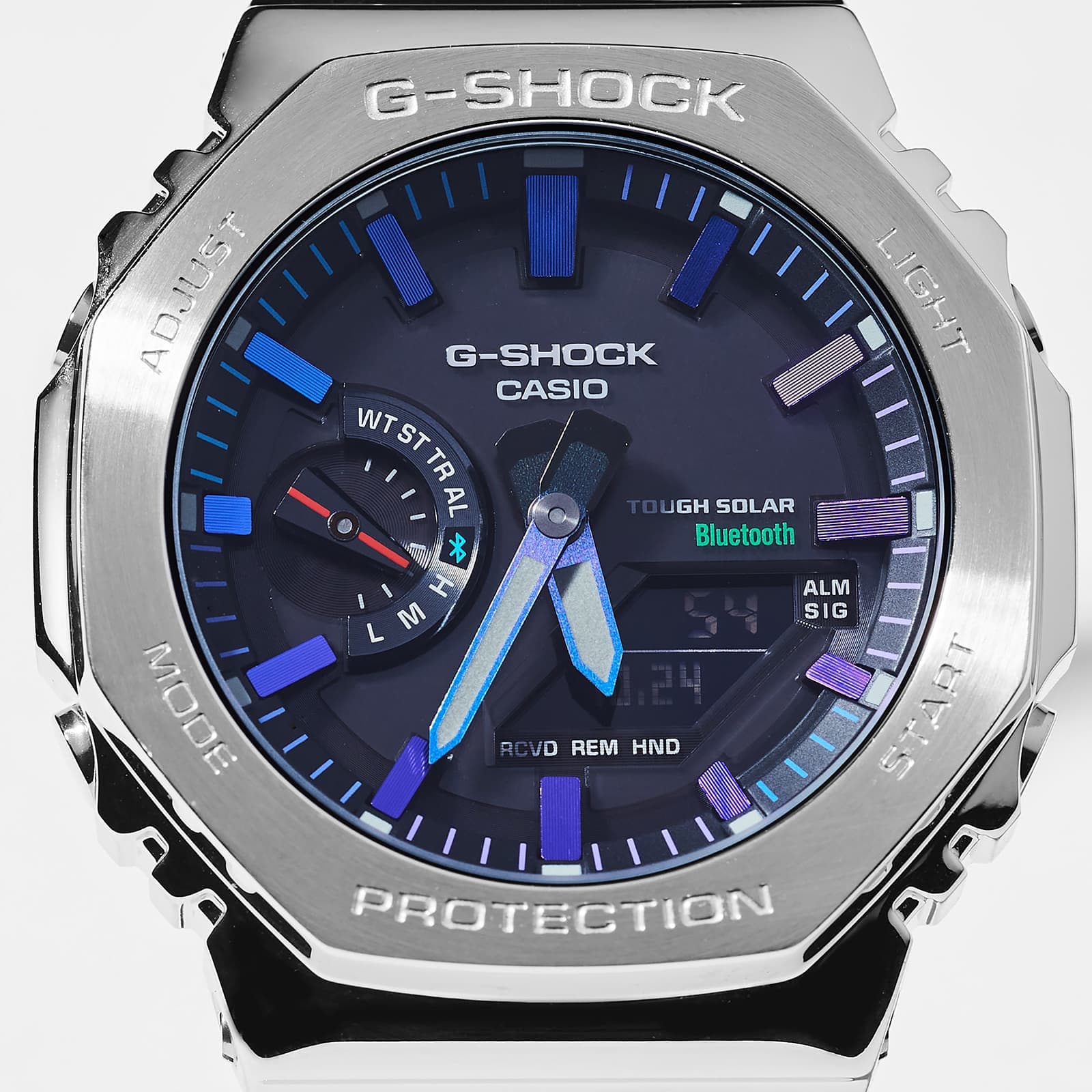 Full metal “G-Shock” with eye-catching rainbow colors 3