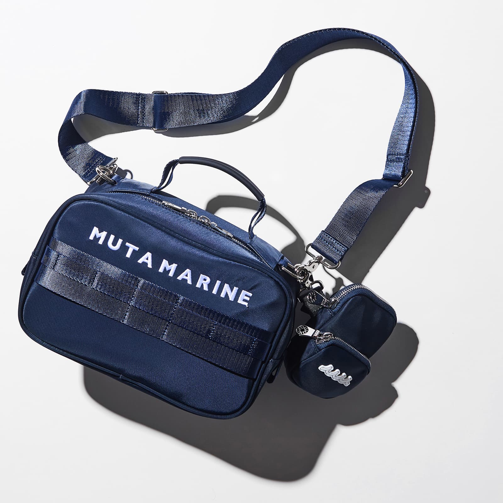 "Muta Marine" pouch bag for free enjoyment 2