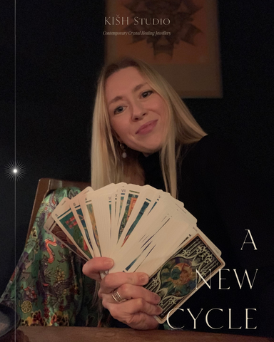 Tarot card reading