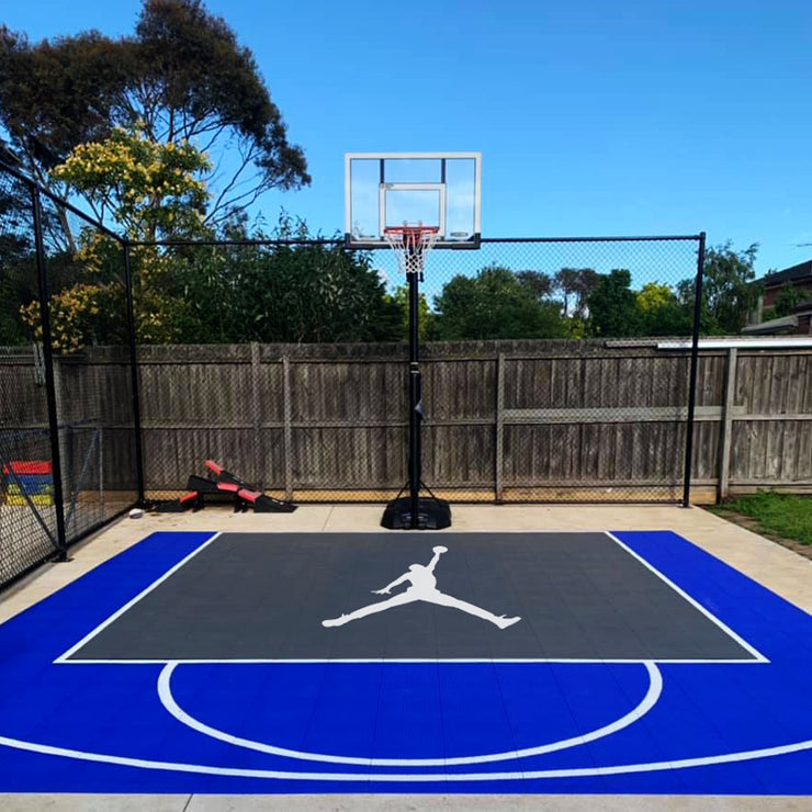 Zurückhaltung Wiedergabe mikroskopisch outdoor basketball court