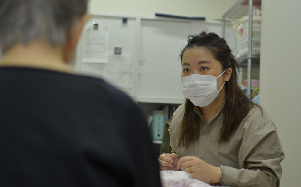 SOLIT代表の美咲が患者様に対して話す