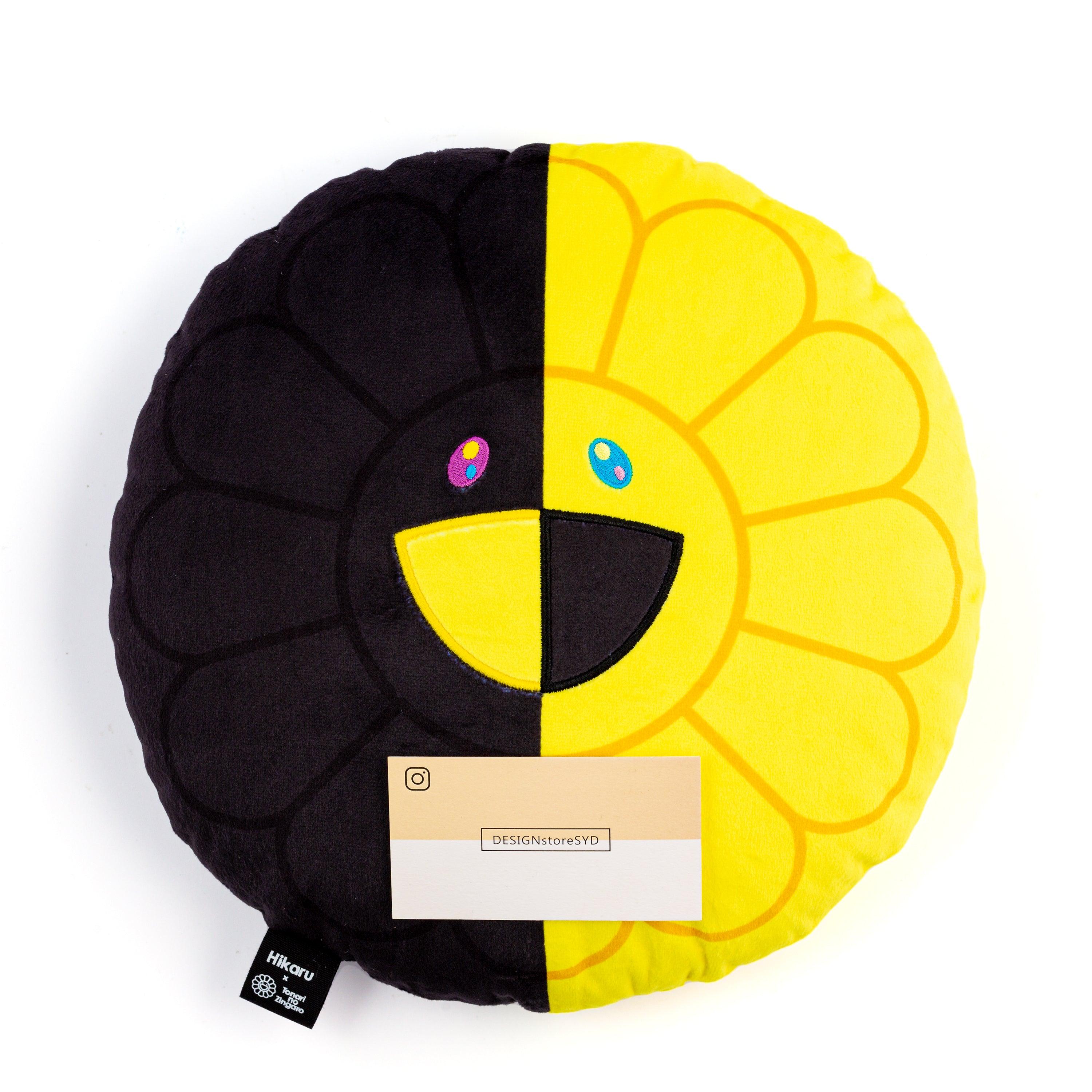 Modeling Takashi Murakami Pillows – GiantRobotStore