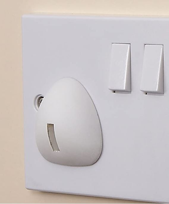 Clippasafe 3 Pin Plug Socket Covers -  6 Pcs/Pack (White) - Snug N' Play