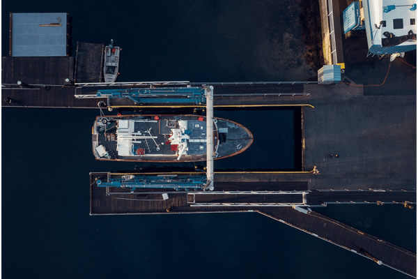 raven marine services large ship in loch