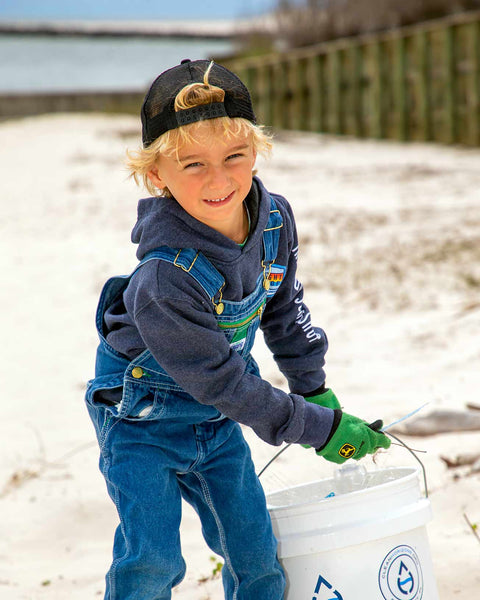 Help Oliver keep the beach clean and join his team today!