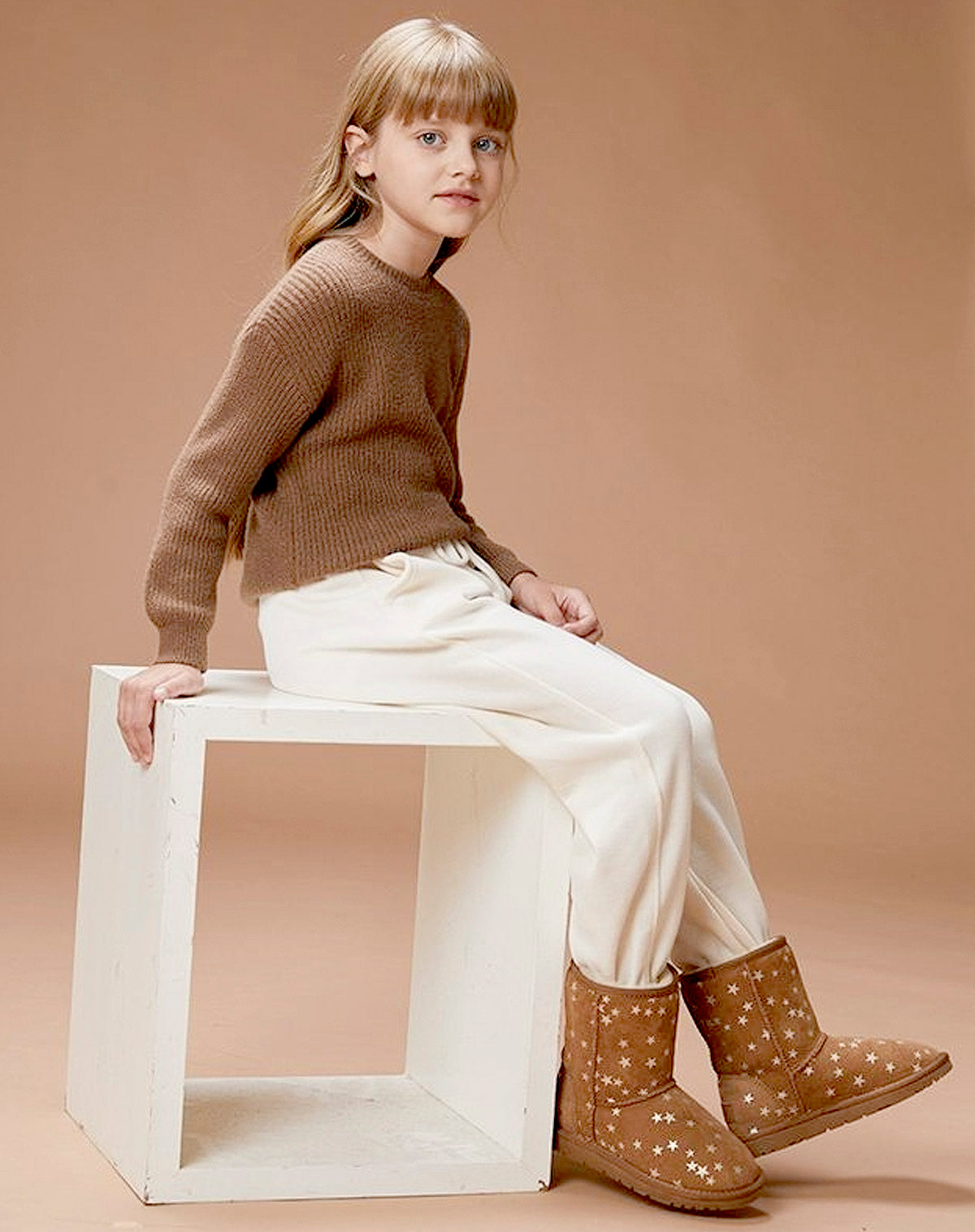 Children's sheepskin boots in stylish designs