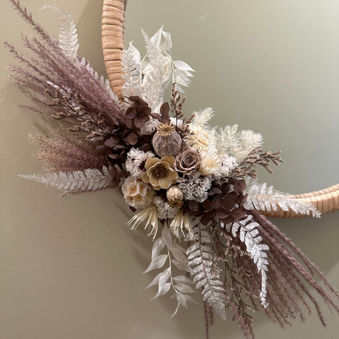 dried flower mirror arrangement