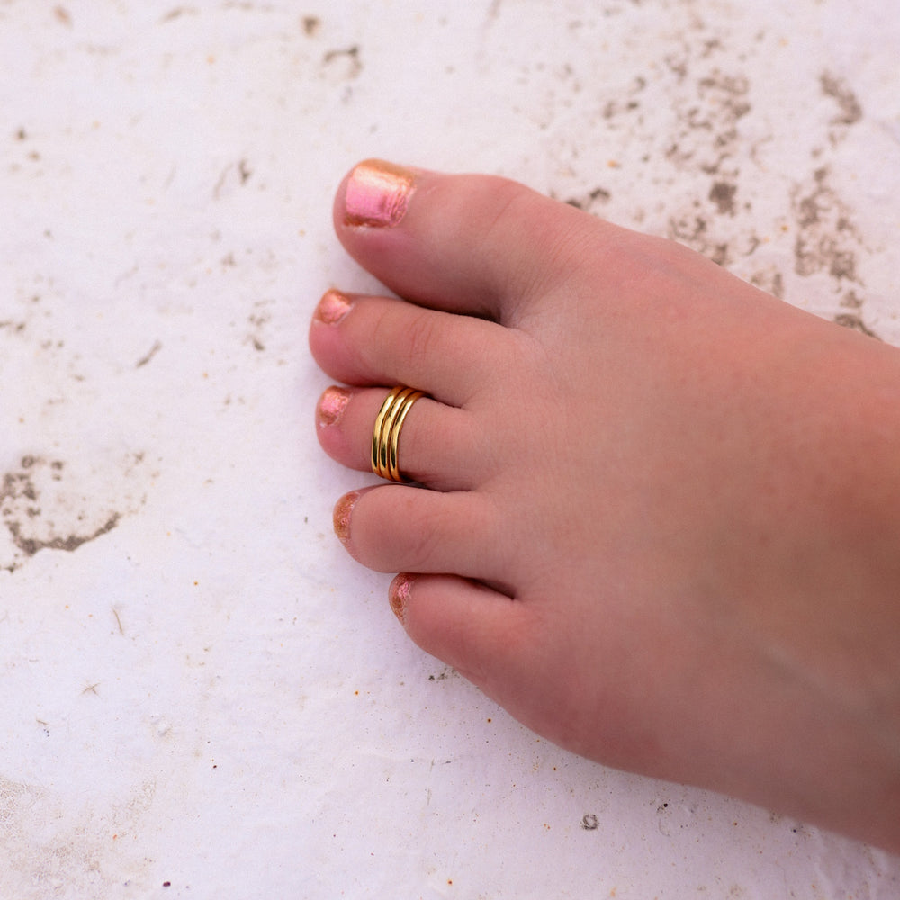 Gold Simple Toe Rings