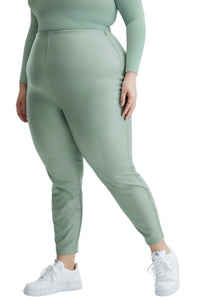 Pants – Tagged fabletics legging– The Plus Bus Boutique