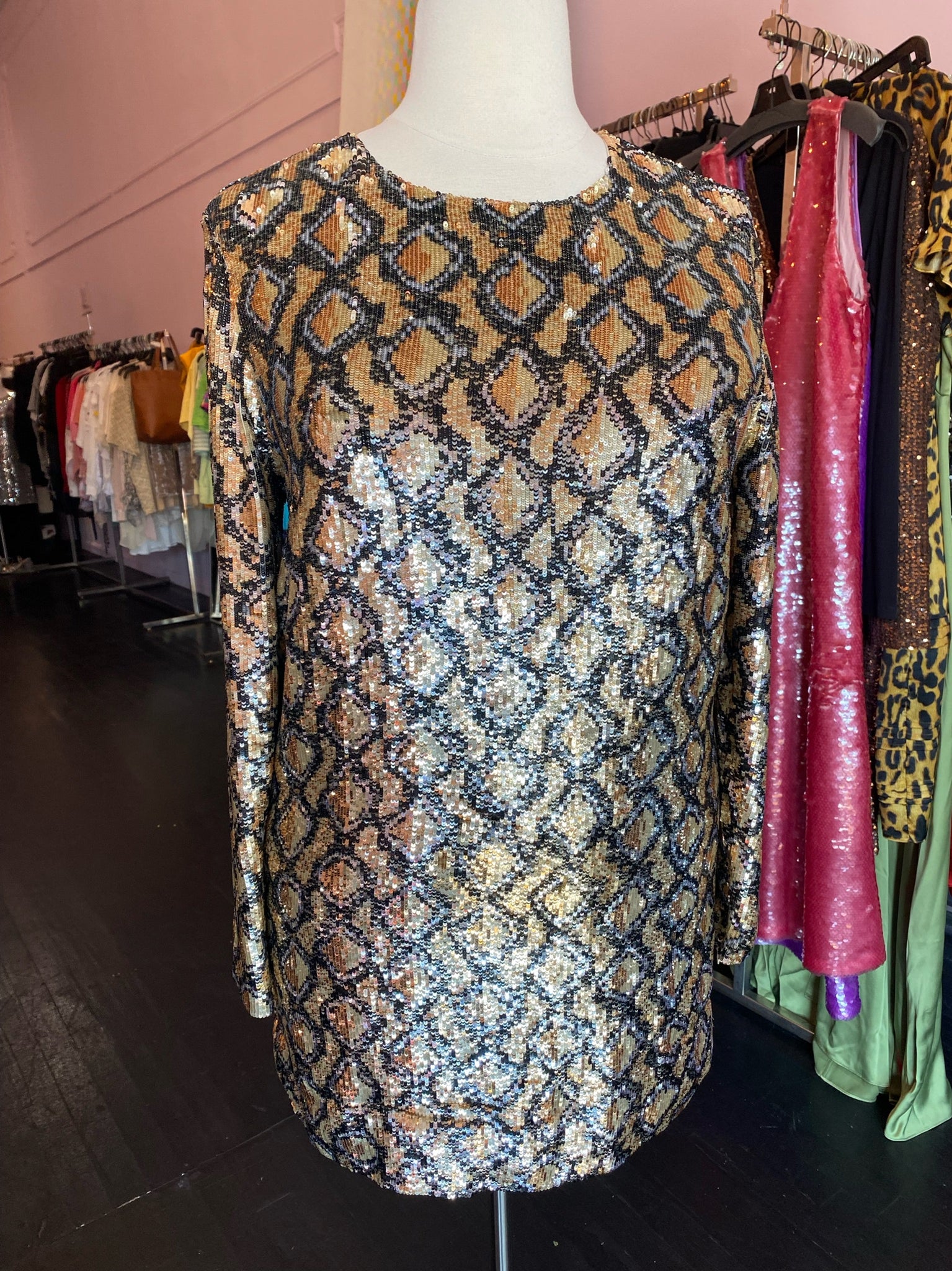 Repræsentere anbefale Touhou Michael Kors Gold, Black, and Silver Sequin Long-Sleeve Mini Dress, Si –  The Plus Bus Boutique