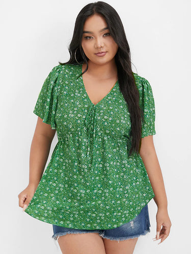 Flutter By Blouse - Kelly Green  Green shirt outfits, Green top