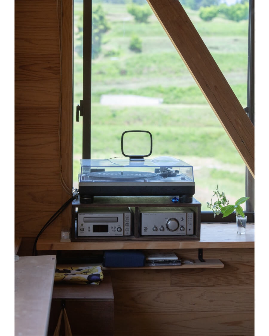 CC_FEATURE_MAHO_HARADA_SOLO_EXHIBITION_SS25_05_B.jpg__PID:8fd7214e-bff5-4928-9072-60922d62caf1