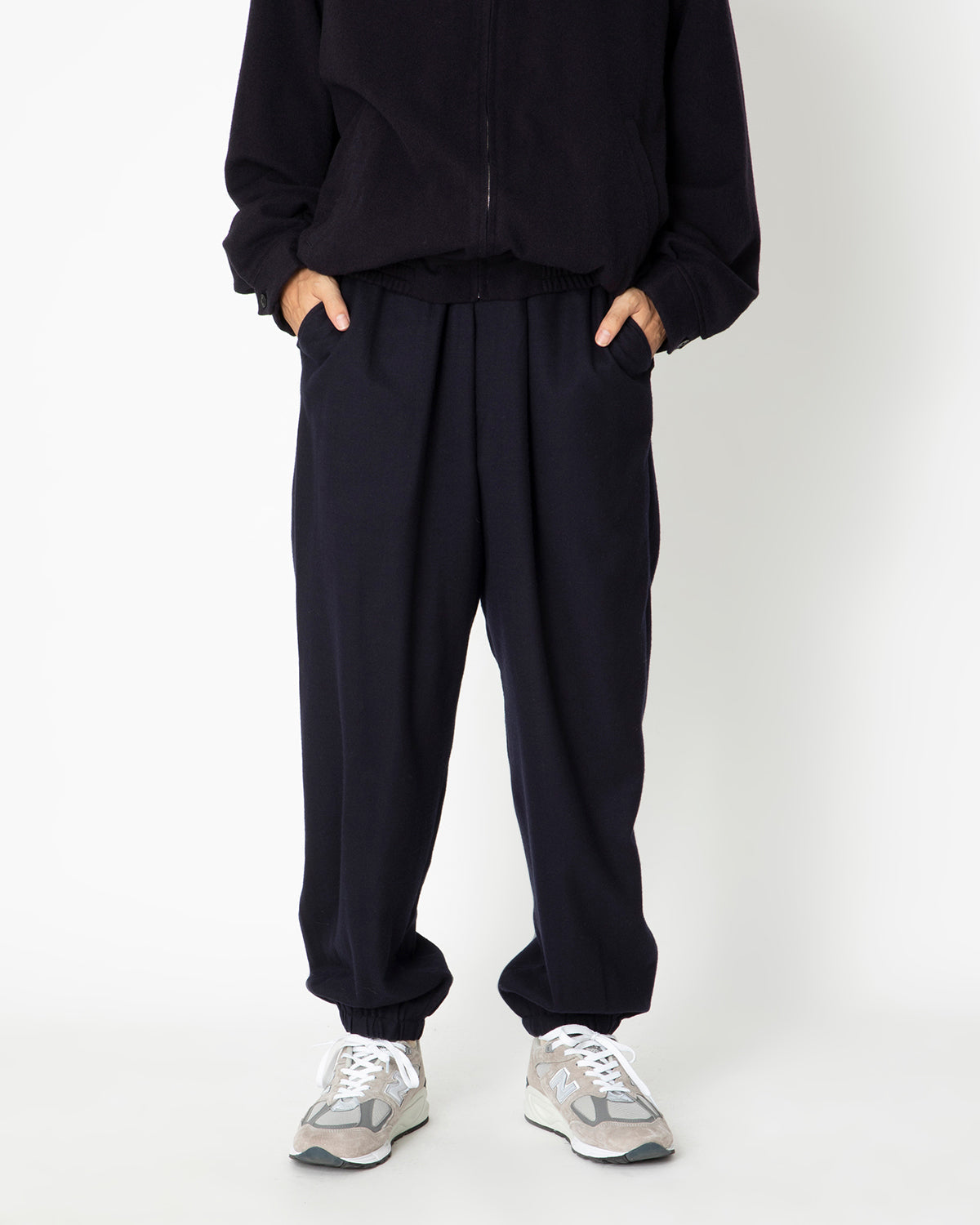 COMOLI(コモリ) ウールビエラドローストリングパンツ(NAVY) 22AW 純正