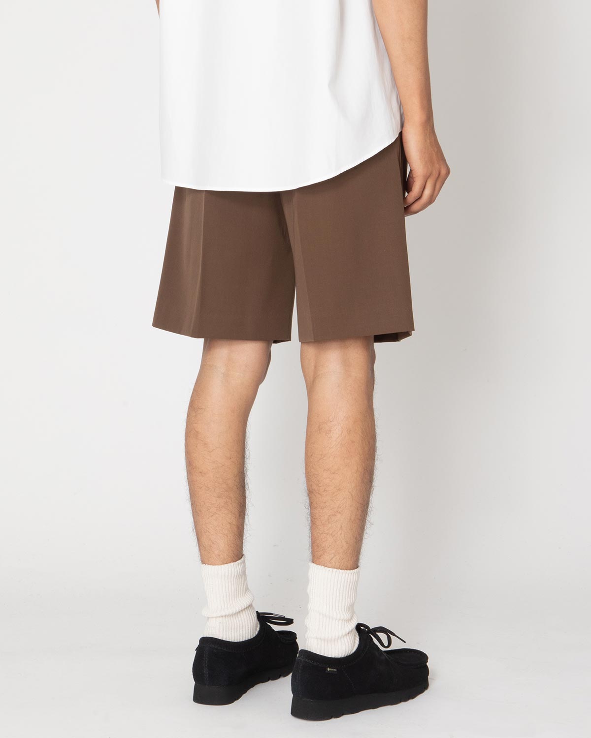 LIGHT WOOL MAX GABARDINE SHORTS – COVERCHORD