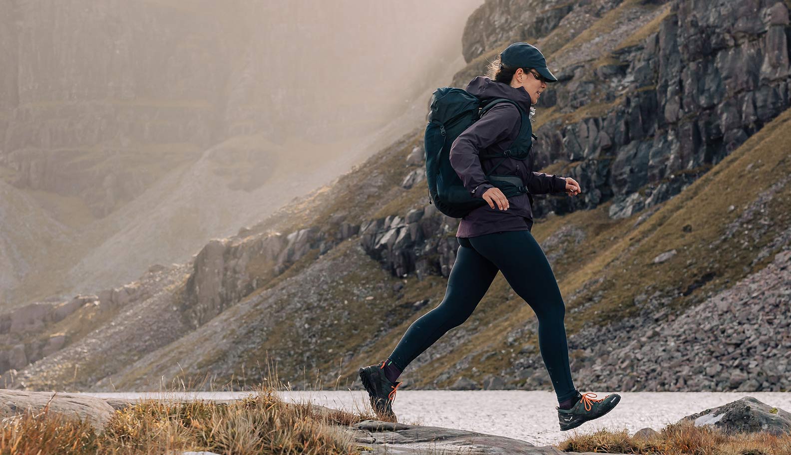 woman-running-in-torridon