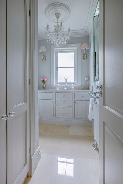 large_cream-marble-tiles-in-bathroom