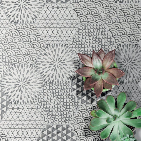 hexagon patterned tile minima mix white and grey tile