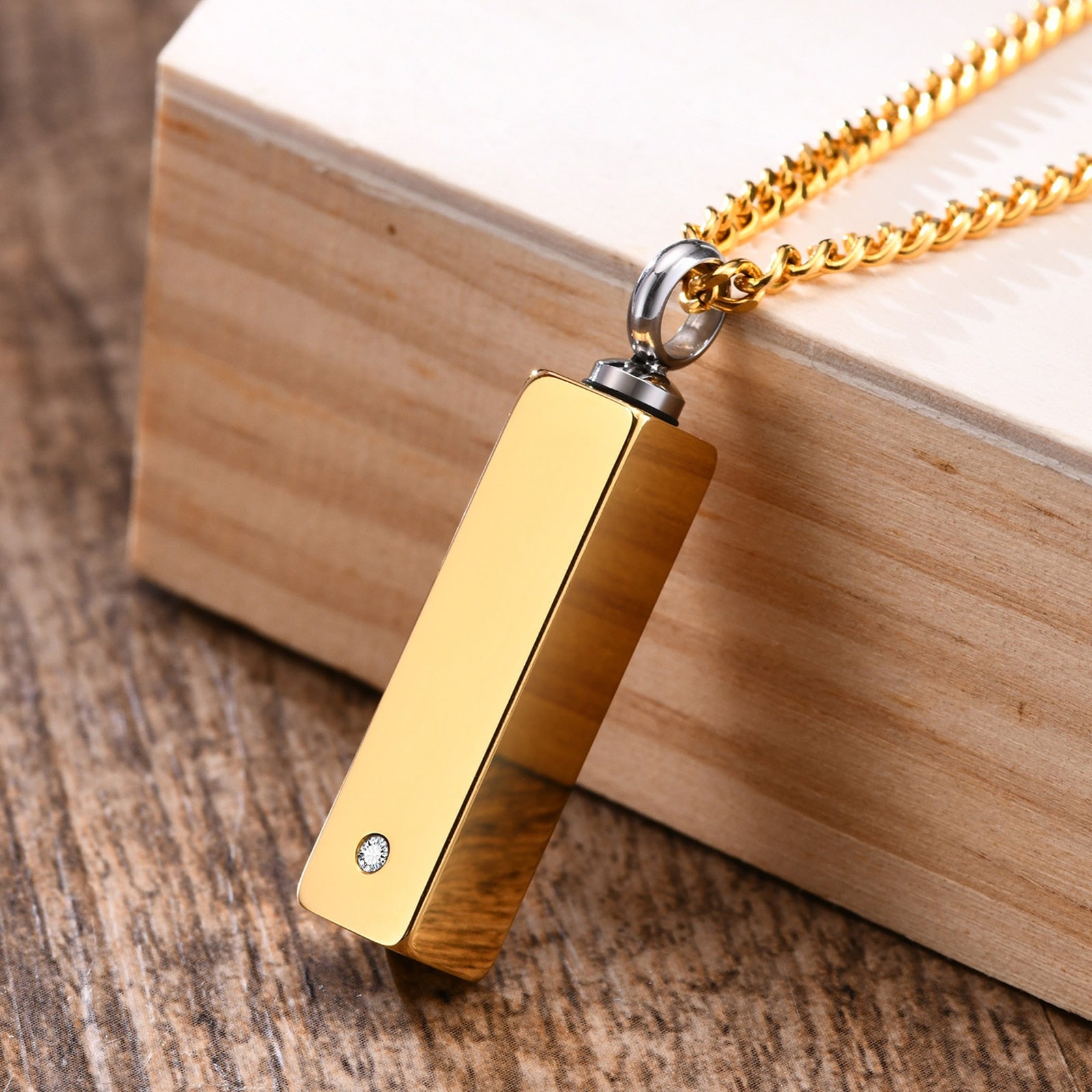 Vnox Men's Free Personalized Cuboid Bar Necklace