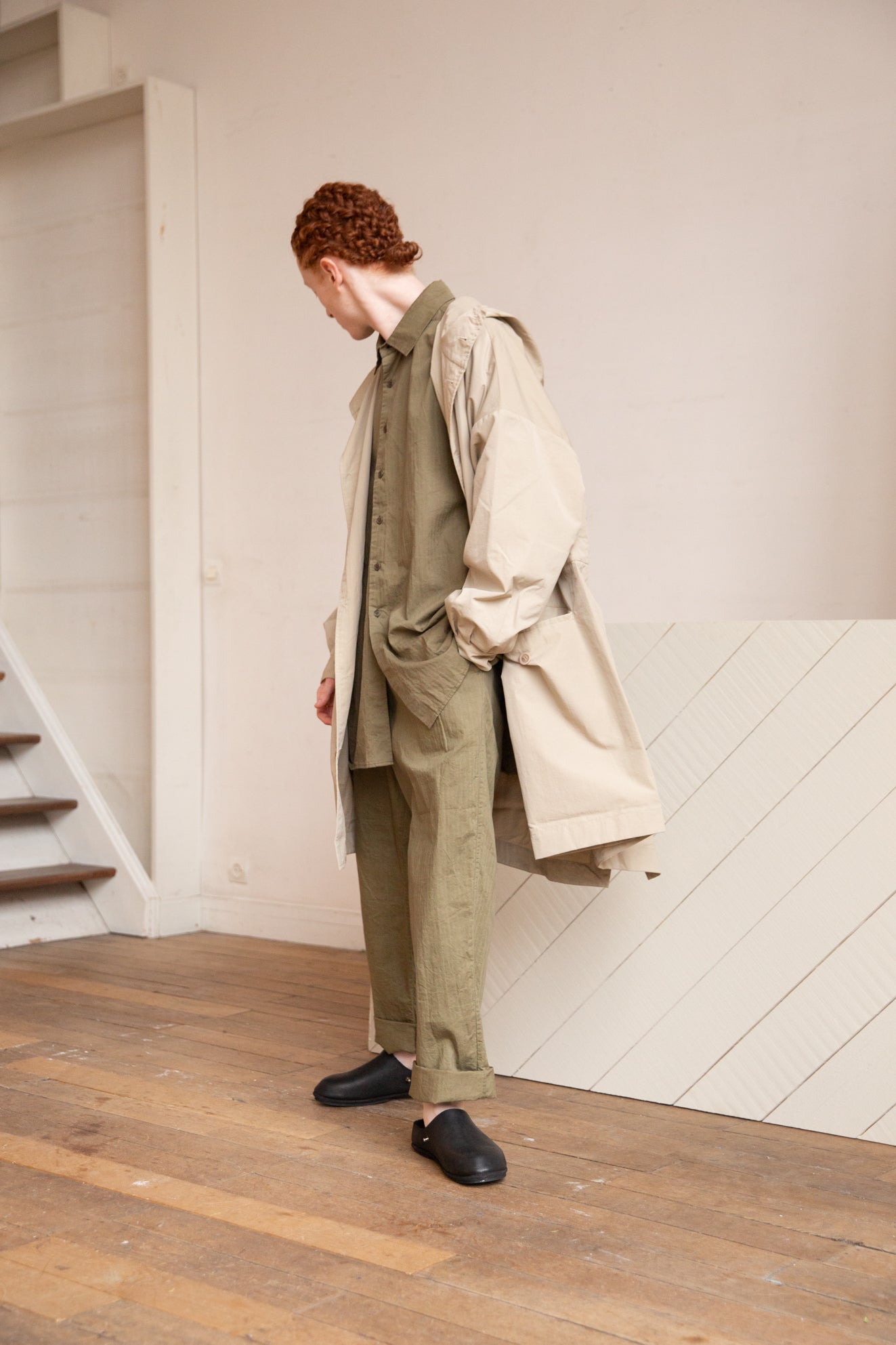 最適な材料 たっぷりの生地で 美品 CASEY CASEY STAND PARKA オイルド