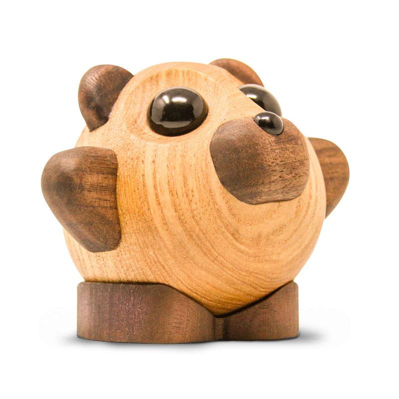 Se FableWood Teddy bjørn figur hos Wood To You