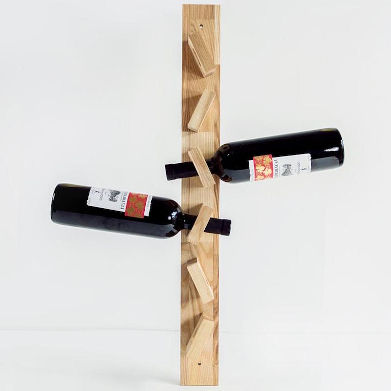 Billede af Væghængt vinreol i træ til 6 vinflasker