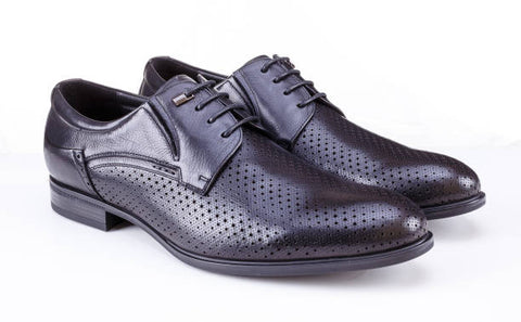From Boardroom to Bar – Versatile Leather Shoes for Men for Every Occasion