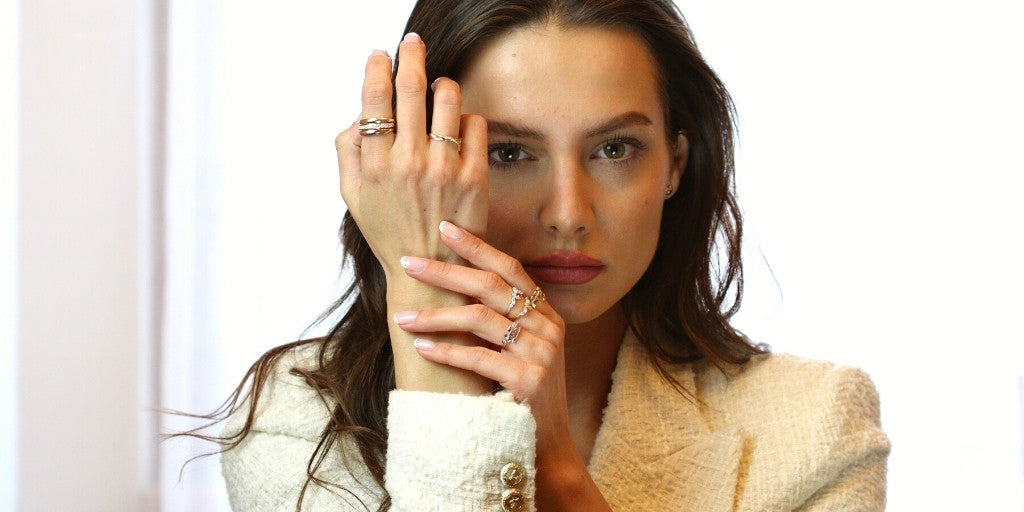 STACKABLE RINGS: ALL YOU NEED TO KNOW ABOUT STACKING JEWELRY + 5 TIPS ON HOW TO STACK RINGS