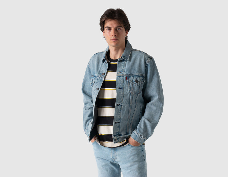 Levi's Vintage Relaxed Fit Trucker Jacket / Lite Light Wash – size? Canada