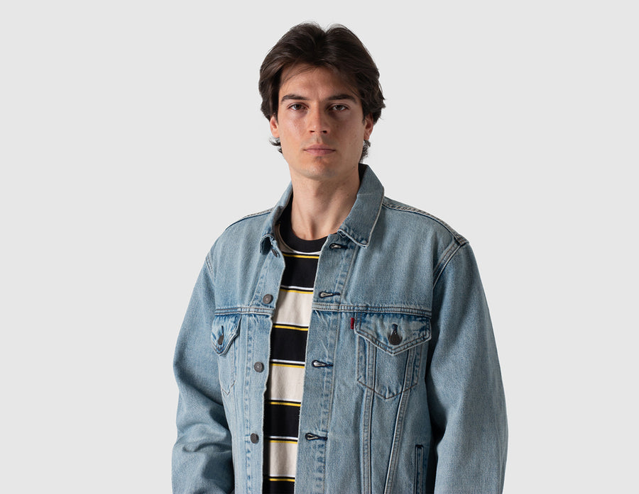 Levi's Vintage Relaxed Fit Trucker Jacket / Lite Light Wash – size? Canada